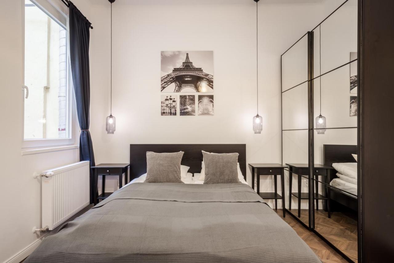 Bpr Sirius Suite With A/C Budapest Bagian luar foto